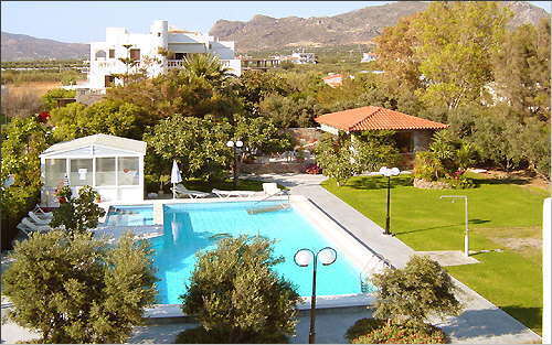 Swimming pool and pavillon